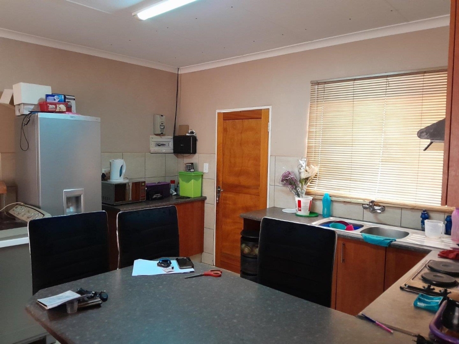 2 Bedroom Property for Sale in Kathu Northern Cape